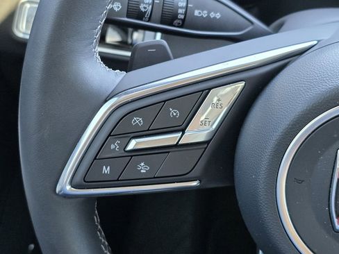 Certified 2025 Buick Envision Avenir image 36