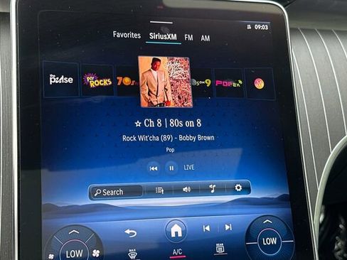 Used 2023 Mercedes-Benz C 300 Sedan image 23