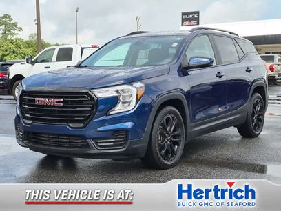 Used 2022 GMC Terrain SLE w/ Driver Convenience Package