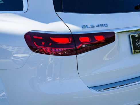 New 2026 Mercedes-Benz GLS 450 4MATIC image 11