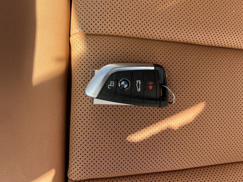 Used 2025 BMW M340i Sedan RWD image 35