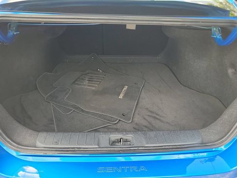 Used 2024 Nissan Sentra SV FWD image 9