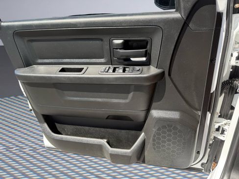 Used 2019 RAM 1500 Tradesman w/ Tradesman SXT Package AWD/4WD image 16