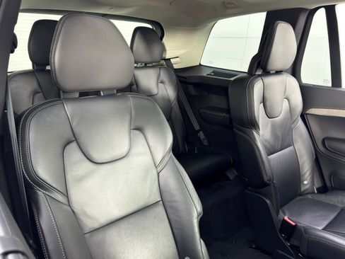 Used 2022 Volvo XC90 T8 Inscription w/ Advanced Package image 42