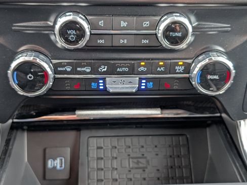 Used 2023 Ford F150 Platinum w/ Equipment Group 701A High AWD/4WD image 20
