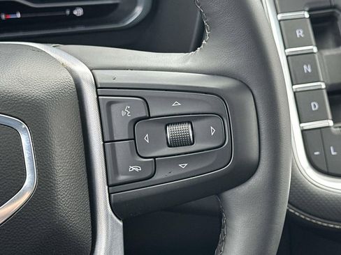 Used 2023 GMC Yukon SLT w/ SLT Premium Package image 29