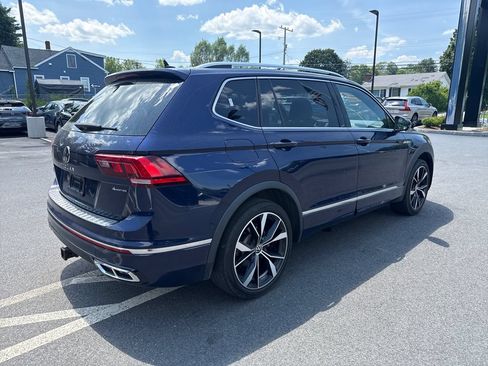 Used 2022 Volkswagen Tiguan SEL R-Line AWD/4WD image 5