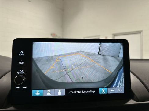 Used 2025 Honda Pilot EX-L image 33