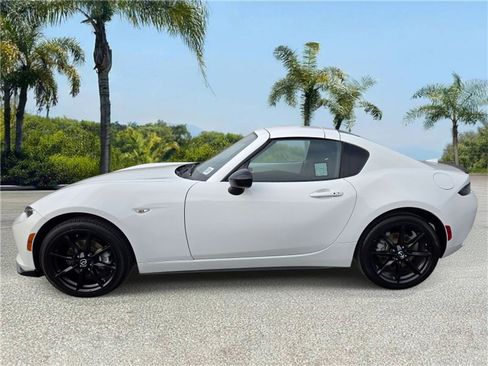 Used 2020 MAZDA MX-5 Miata RF Club RWD image 2