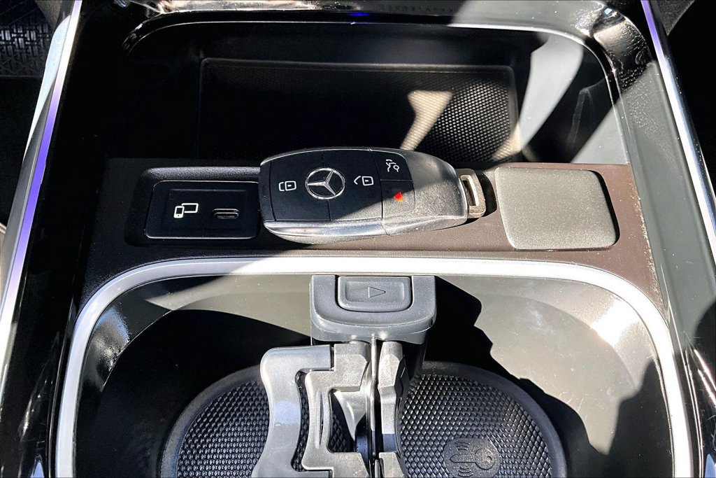 Used 2023 Mercedes-Benz GLB 250 4MATIC image 10