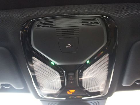 Used 2024 BMW 330e xDrive w/ M Sport Package image 34