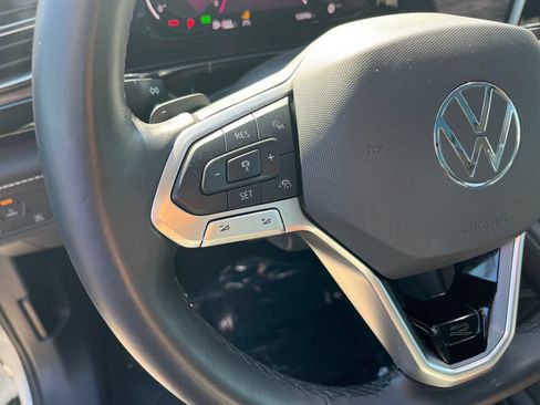 Used 2024 Volkswagen Atlas SEL Premium R-Line AWD/4WD image 33