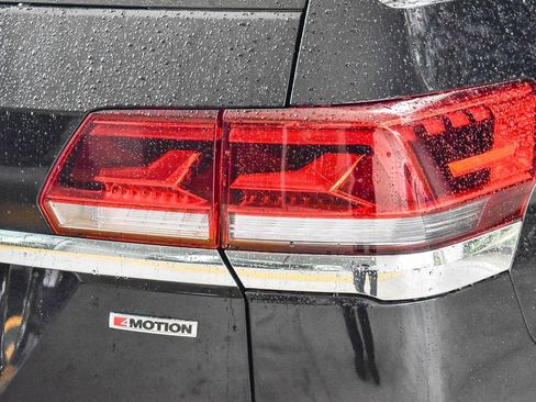 Used 2021 Volkswagen Atlas SEL Premium image 7