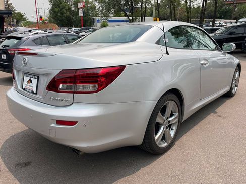 Used 2012 Lexus IS 250C w/ Luxury Pkg RWD image 7