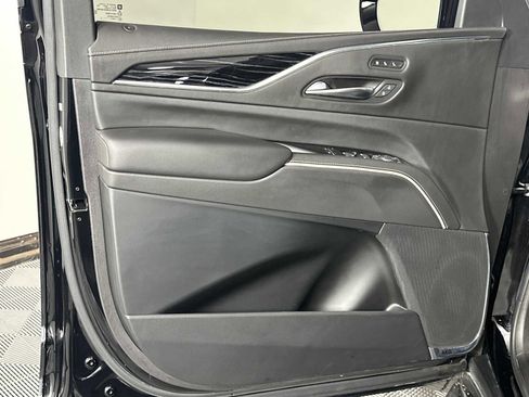 Used 2021 Cadillac Escalade ESV Sport w/ Driver Assist Tech Package AWD/4WD image 10