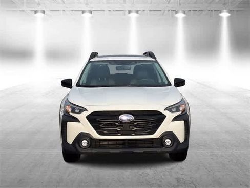 Used 2024 Subaru Outback Onyx Edition image 3