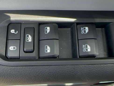 Used 2024 Jeep Compass Limited AWD/4WD image 14