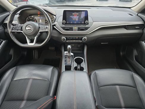 Used 2024 Nissan Altima 2.5 SR image 27