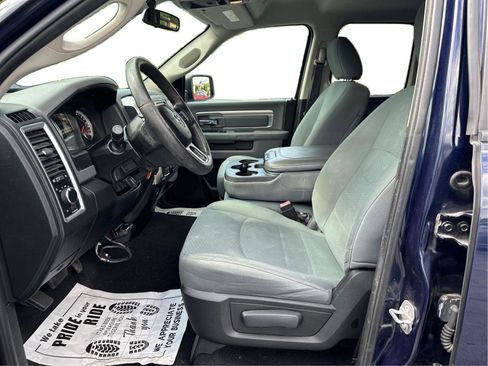 Used 2017 RAM 1500 Classic SLT AWD/4WD image 9