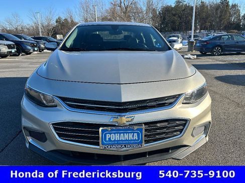 Used 2016 Chevrolet Malibu LT w/ Leather Package image 9