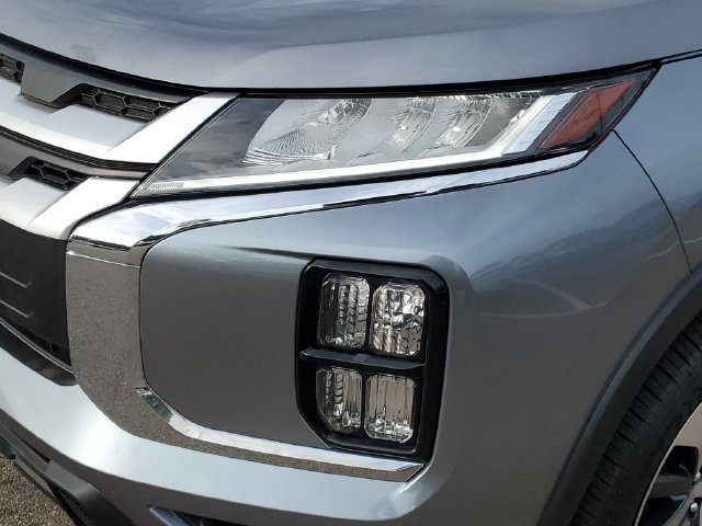 Used 2020 Mitsubishi Outlander Sport ES FWD image 30