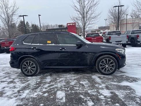 Used 2022 BMW X5 xDrive40i w/ M Sport Package image 5