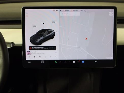 Used 2021 Tesla Model Y Long Range AWD/4WD image 27