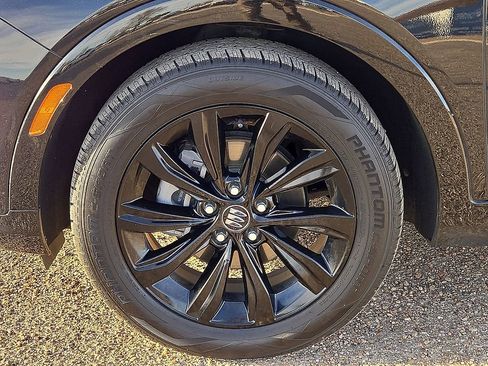 Used 2024 Buick Envista Sport Touring w/ Convenience I Package image 11