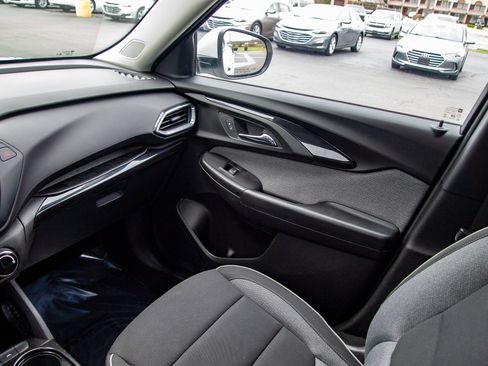 Used 2023 Chevrolet TrailBlazer LT image 14