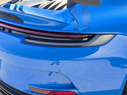 Used 2022 Porsche 911 GT3 image 12