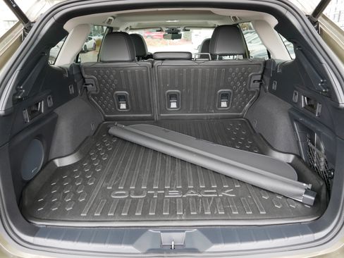 Certified 2025 Subaru Outback Touring XT w/ Popular Package #2 image 18