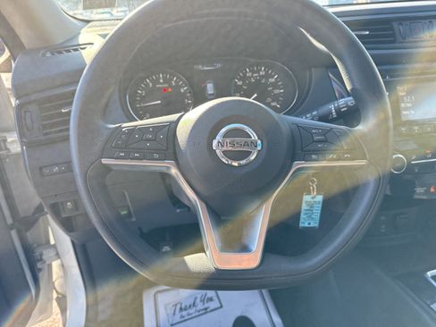 Used 2017 Nissan Rogue S w/ S Appearance Package image 13