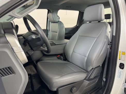 New 2026 Ford F250 XL w/ XL Chrome Package image 25