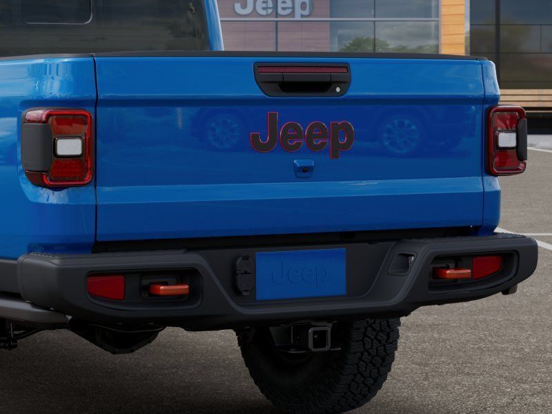 New 2026 Jeep Gladiator Rubicon w/ Steel Power Dome Hood Package AWD/4WD image 14