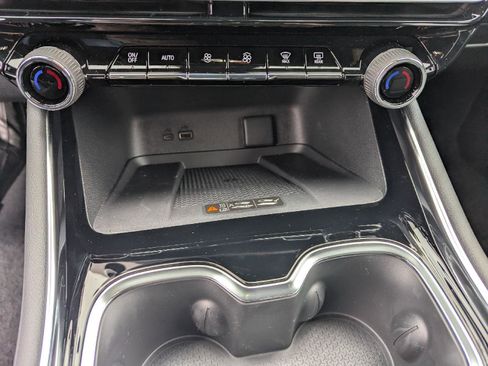 New 2026 Chevrolet Traverse LT w/ Driver Confidence Package image 26