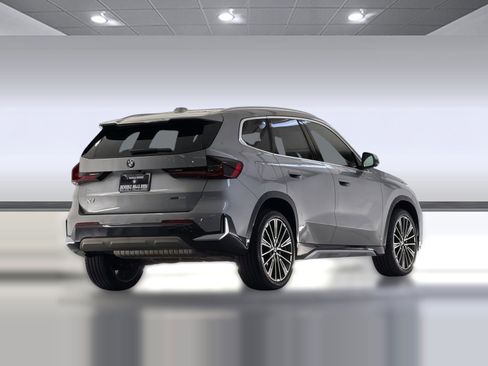 Used 2025 BMW X1 xDrive28i w/ Convenience Package AWD/4WD image 9