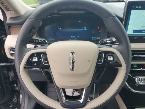 New 2026 Lincoln Corsair Grand Touring AWD/4WD image 16
