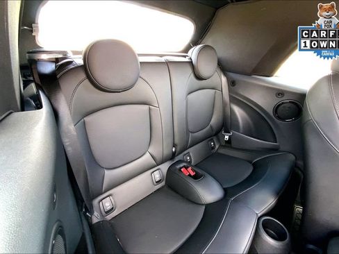 Used 2019 MINI Cooper S w/ Signature Upholstery Package FWD image 25