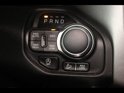 Used 2020 RAM 1500 Big Horn AWD/4WD image 12