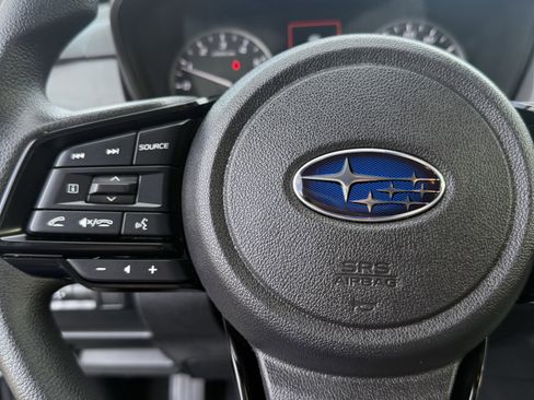 Used 2025 Subaru Crosstrek 2.0i Premium image 22