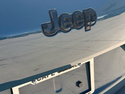 New 2026 Jeep Grand Cherokee L Limited w/ Limited Altitude Package image 33