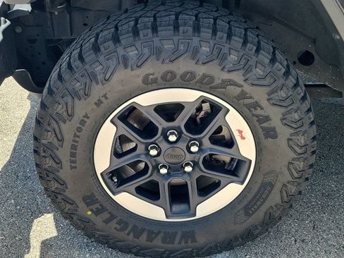 Used 2020 Jeep Wrangler Unlimited Rubicon AWD/4WD image 12