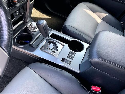 Used 2024 Toyota 4Runner SR5 Premium image 34