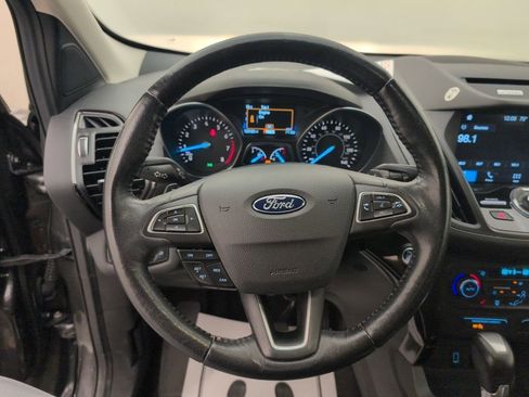 Used 2017 Ford Escape Titanium image 34