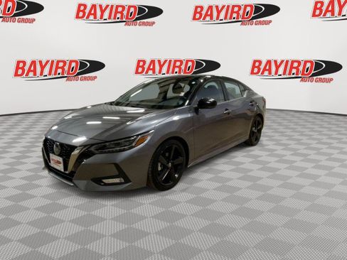 Used 2021 Nissan Sentra SR w/ SR Premium Package image 4