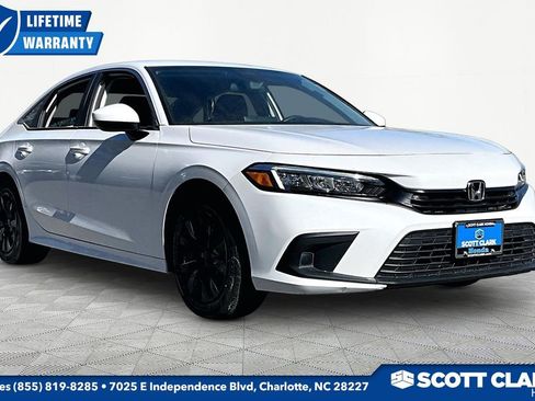 Used 2023 Honda Civic LX image 1