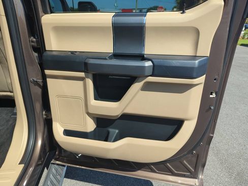 Used 2015 Ford F150 XLT w/ Equipment Group 302A Luxury RWD image 30