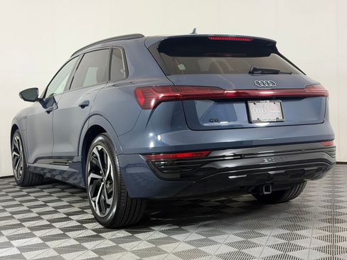 Used 2024 Audi Q8 e-tron Premium Plus w/ Premium Plus Package AWD/4WD image 3