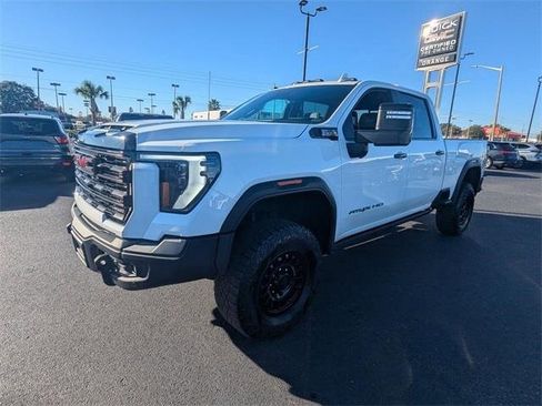 Used 2024 GMC Sierra 2500 AT4X w/ AT4X AEV Edition image 8