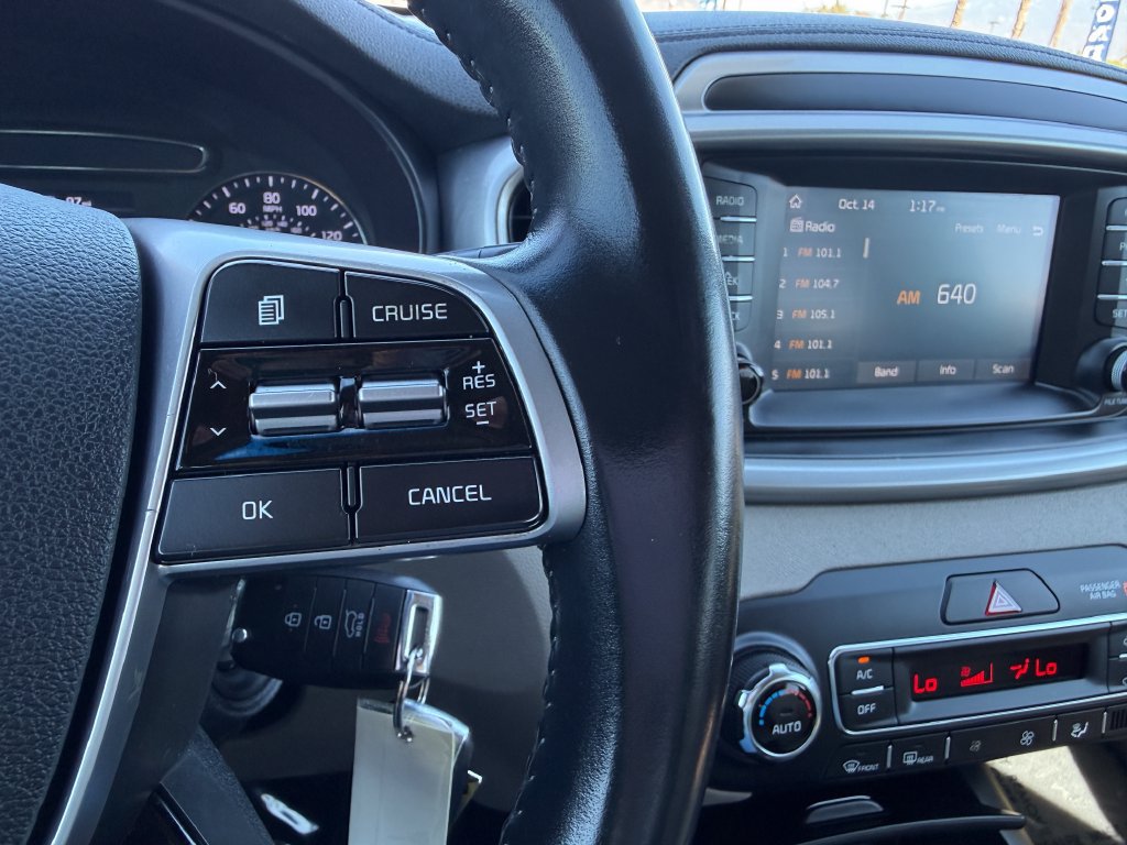 Used 2019 Kia Sorento FWD V6 image 22